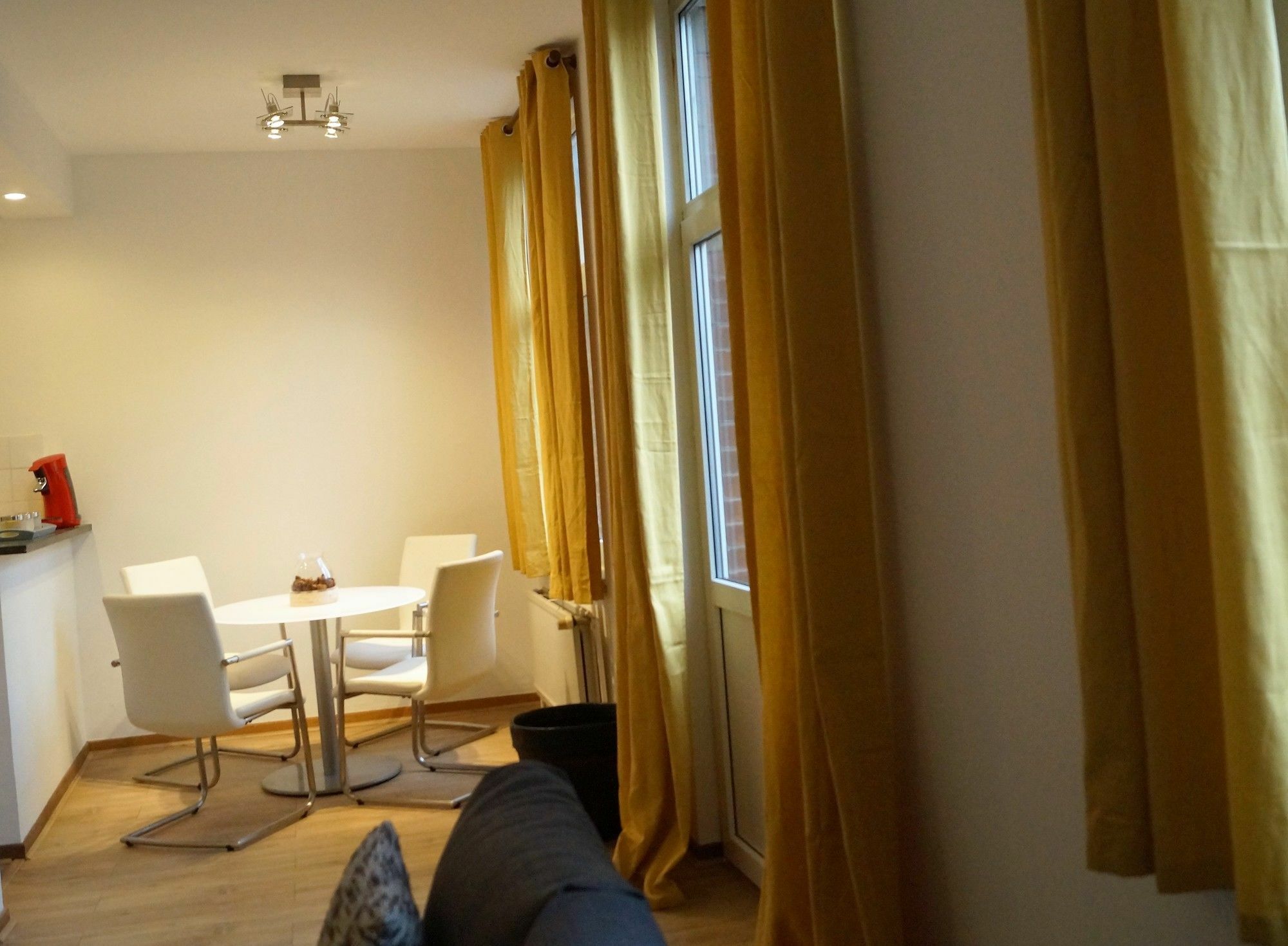 Appartement Impasse Pitchoune Bruxelas Exterior foto